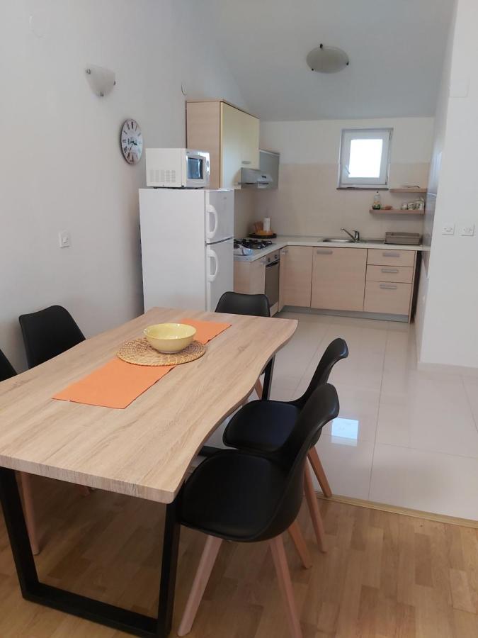 Apartment Niko Вир Екстер'єр фото